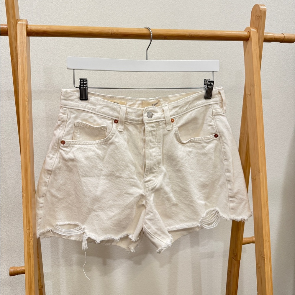 Universal Thread Cream Jean Shorts
